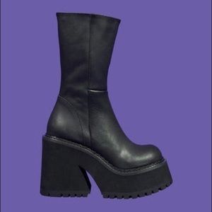 NEW UNIF Parker Boots, size 8